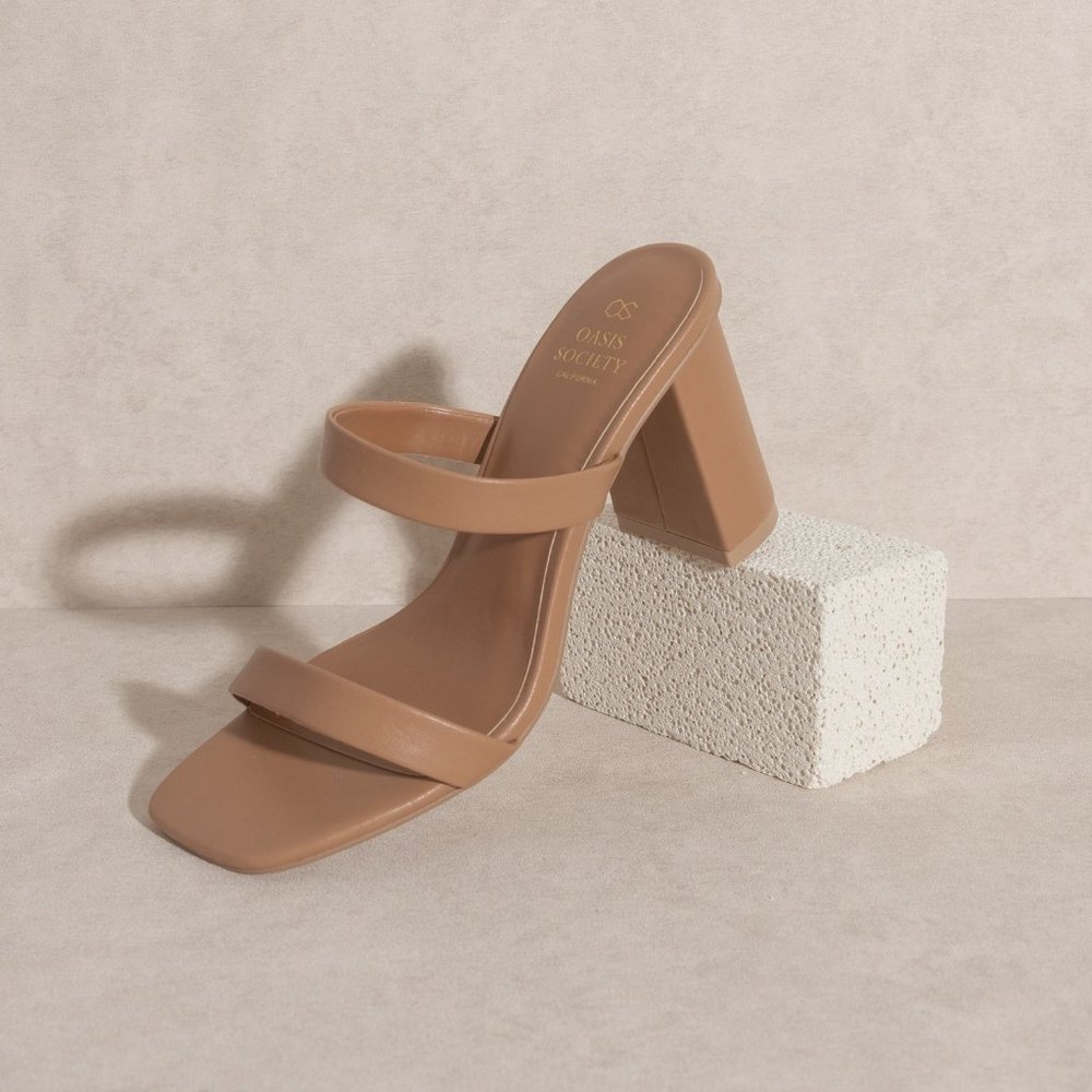 KHLOE MODERN STRAPPY HEEL TAUPE